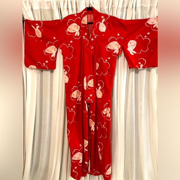 Other - Vintage bunny kimono